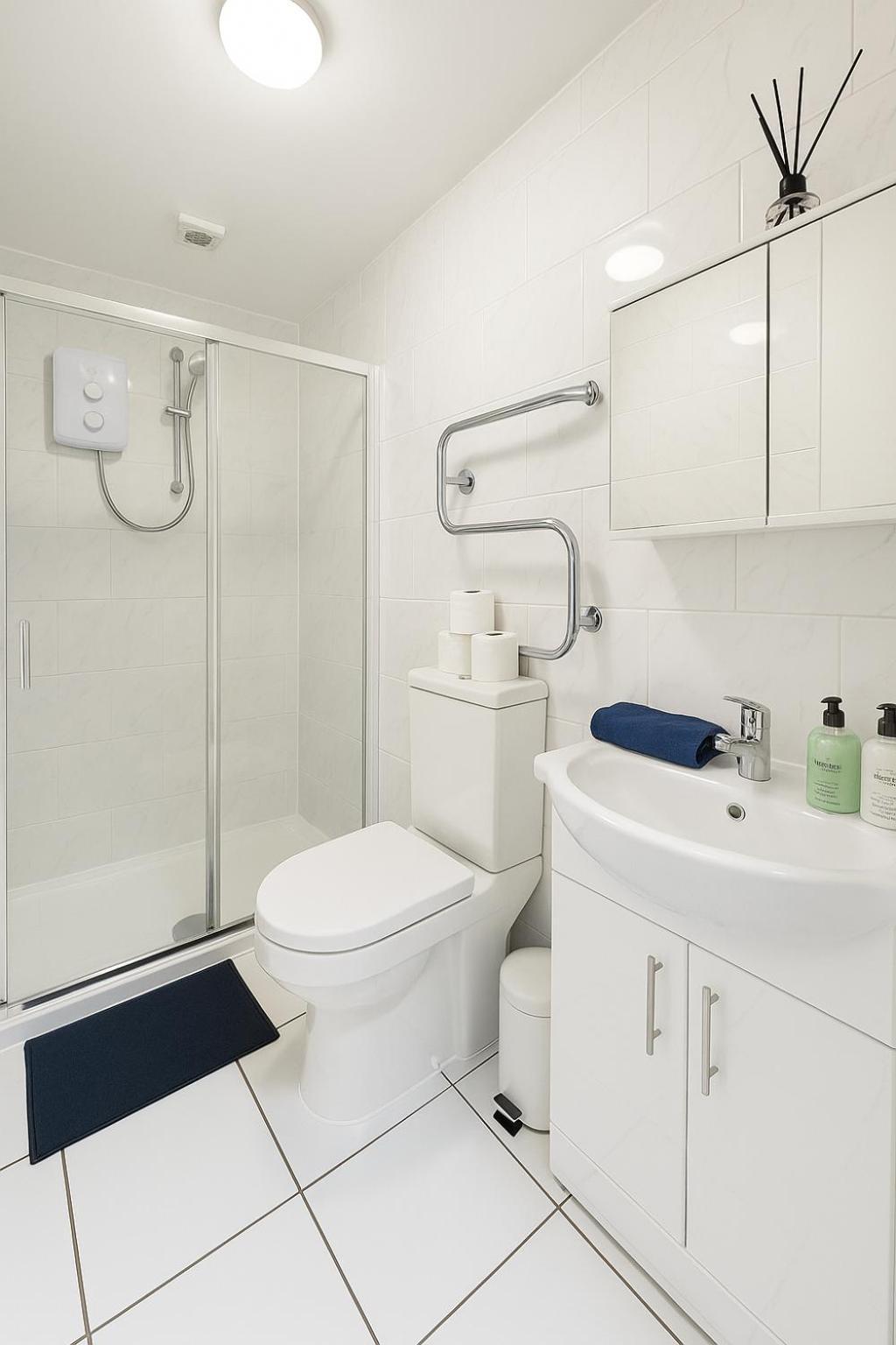 One Bedroom Apartment In City Centre 卡迪夫 外观 照片